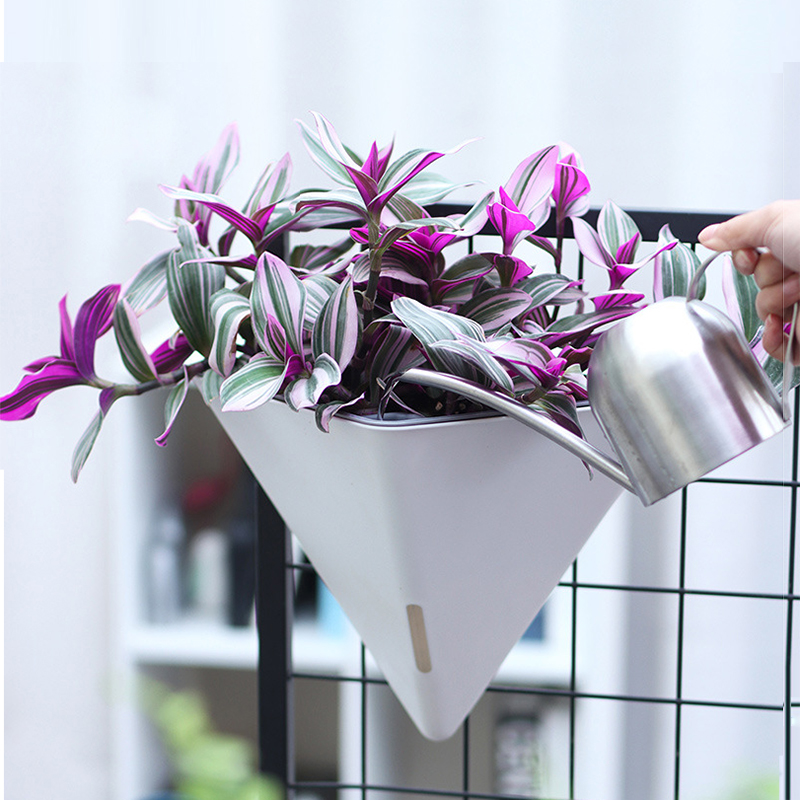 موضة الثلاثي الحائط أواني الزه - مراجعة Gardening Tools Green وسعره